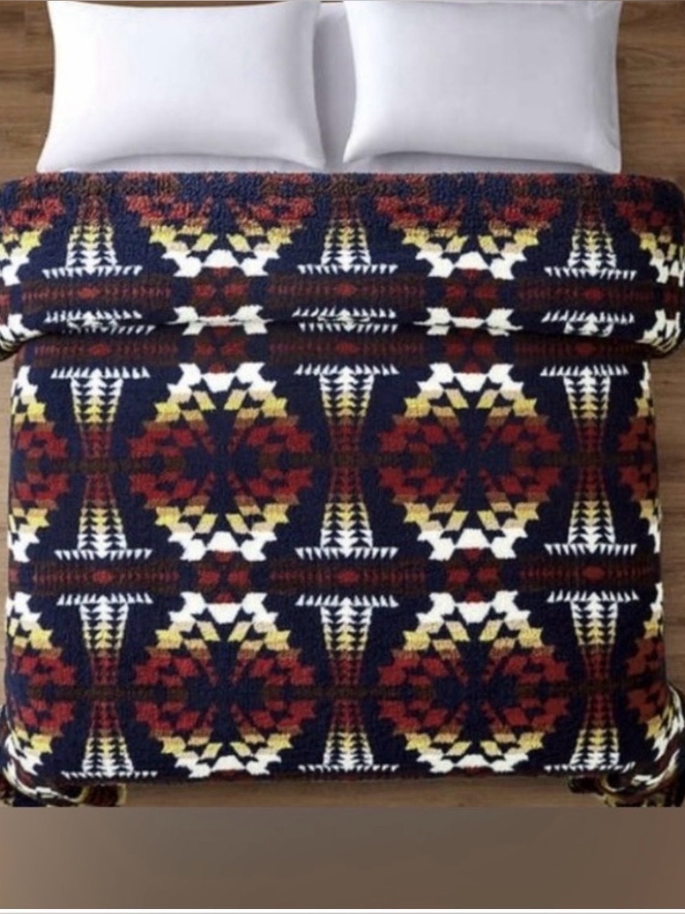 Pendelton Sherpa Fleece Blanket King Size Legend Lake Aztec Southwest Reversible